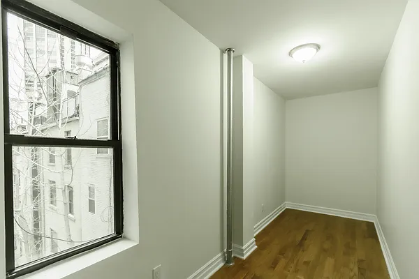 Rented by Metropolitan Property Group | media 7