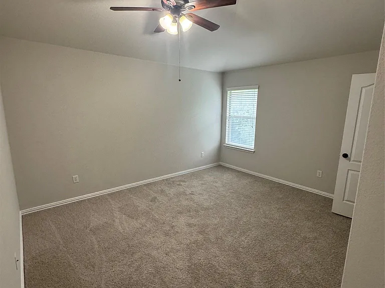 1713 Suter St — Photo 18