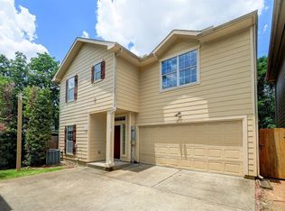 1901 Fletcher St, Houston, TX 77009