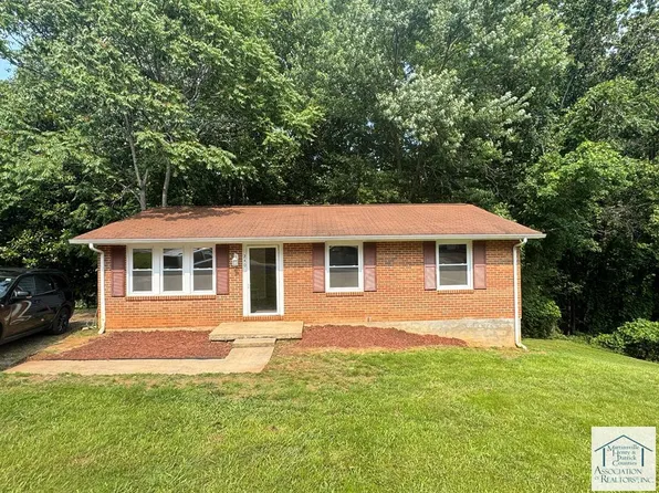 240 Forest Hill Dr, Collinsville, VA 24078