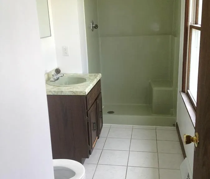 123 Brennburn Ln — Photo 11