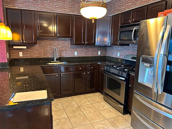 2nd image of 113 Harrison Ave APT 402