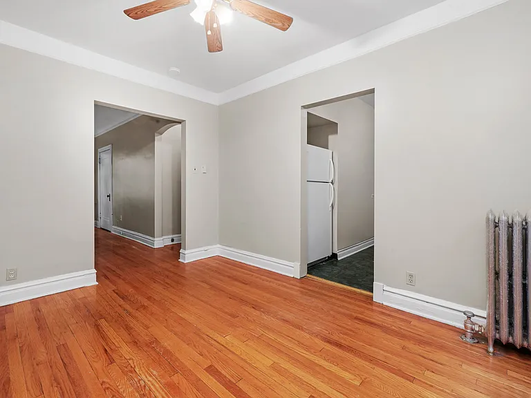820 Reba Pl #2S — Photo 3