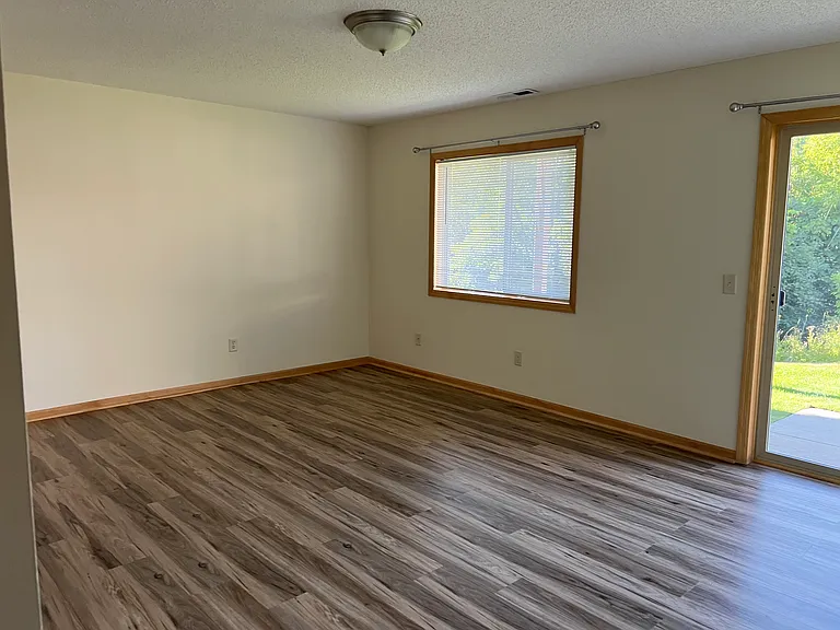 8430 W 149th St — Photo 20