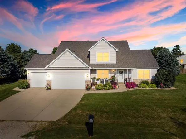 109 Mallard Dr, Downs, IL 61736