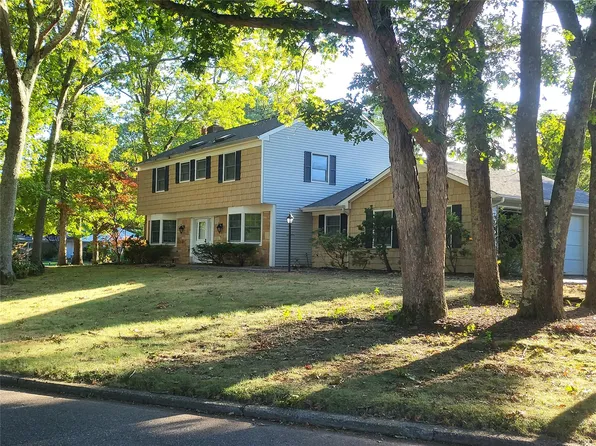 23 Bonnie Lane, Stony Brook, NY 11790