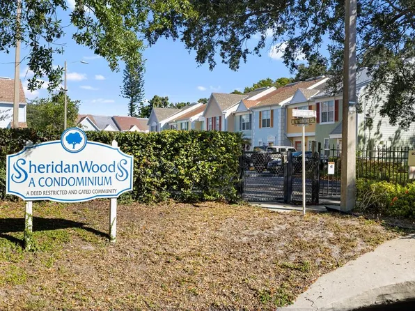 3342 W Wyoming Cir, Tampa, FL 33611