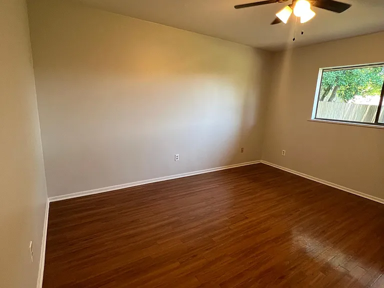 115 Seattle St — Photo 23