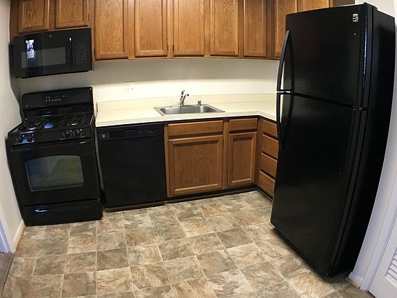 4th image of 14632 Bauer Dr APT 2