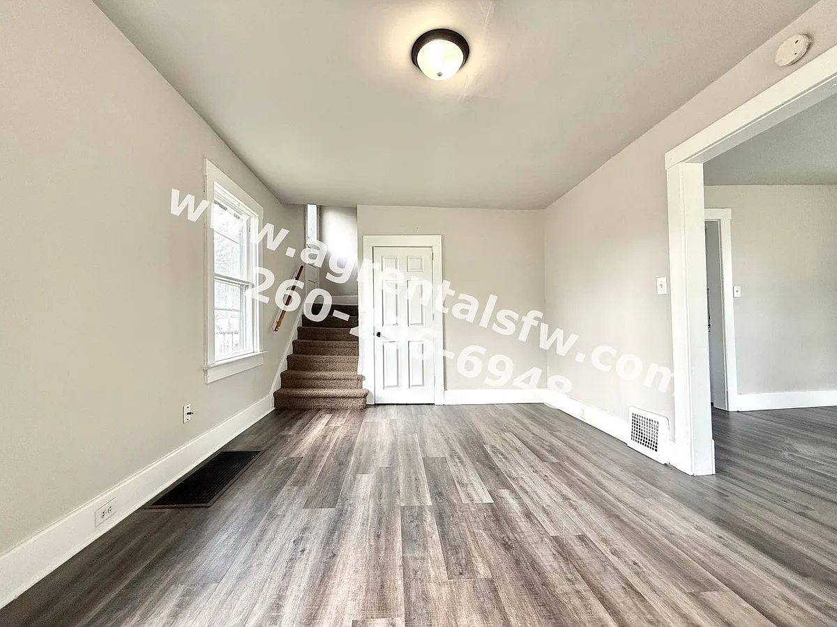Building Photo - 1023 Hamilton Ave