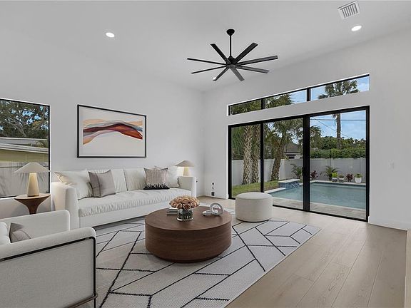 3rd image of 2069 HIBISCUS STREET