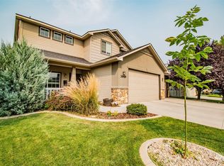 3949 N McKinley Park, Meridian, ID 83646