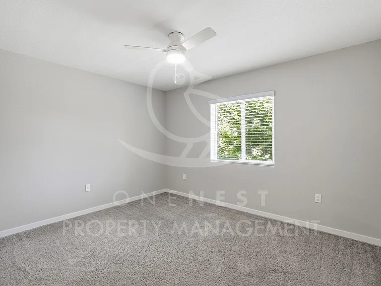 2279 Comstock Ln — Photo 22