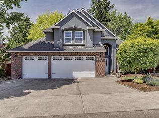 2105 N Vine St, Canby, OR 97013