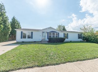 3333 Spring Valley Dr, Columbus, IN 47203