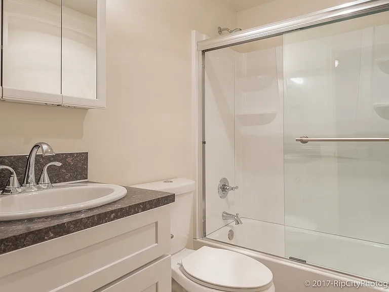5011 SW Beaverton Hillsdale Hwy — Photo 14