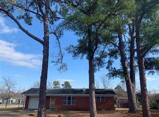 1012 Rosebud Dr, Azle, TX 76020