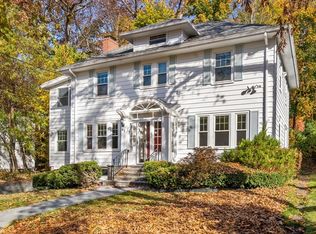 41 Fenno Rd, Newton, MA 02459