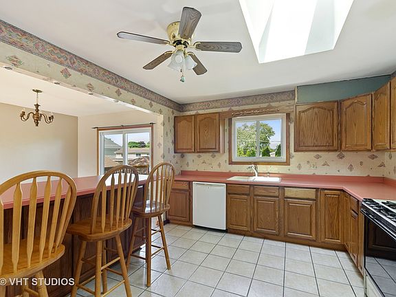 2nd image of 547 N Kenilworth Ave