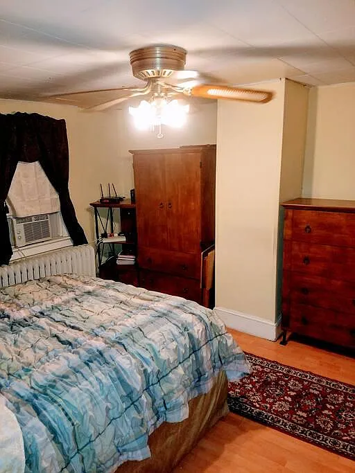 270 Bates St. — Photo 3