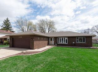 105 Lela Ln, Schaumburg, IL 60193