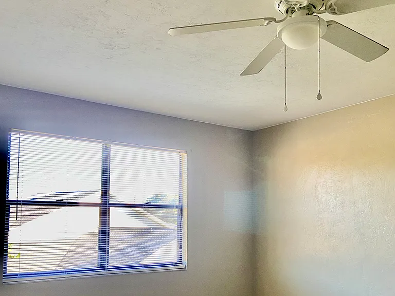 790 E Gilchrist Ct — Photo 15