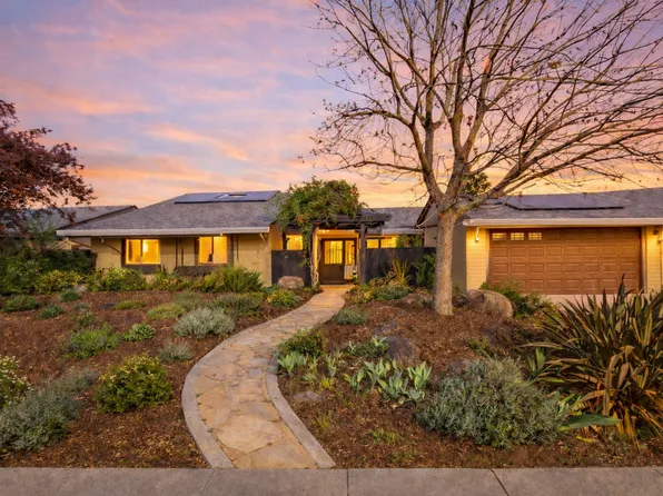 1118 Marina Cir, Davis, CA 95616