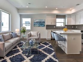3946 S Budlong Ave, Los Angeles, CA