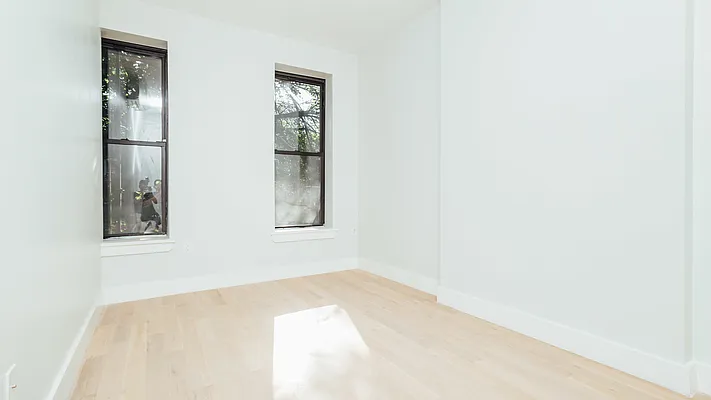 Rented by Nooklyn NYC LLC | media 56