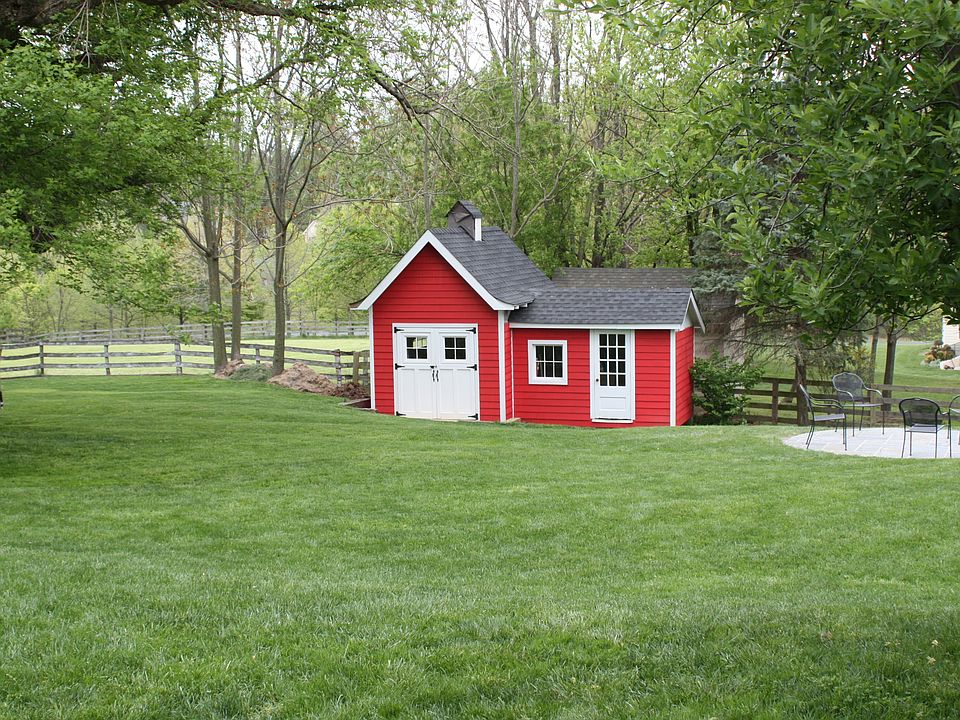 2nd image of 13904 Darnestown Rd