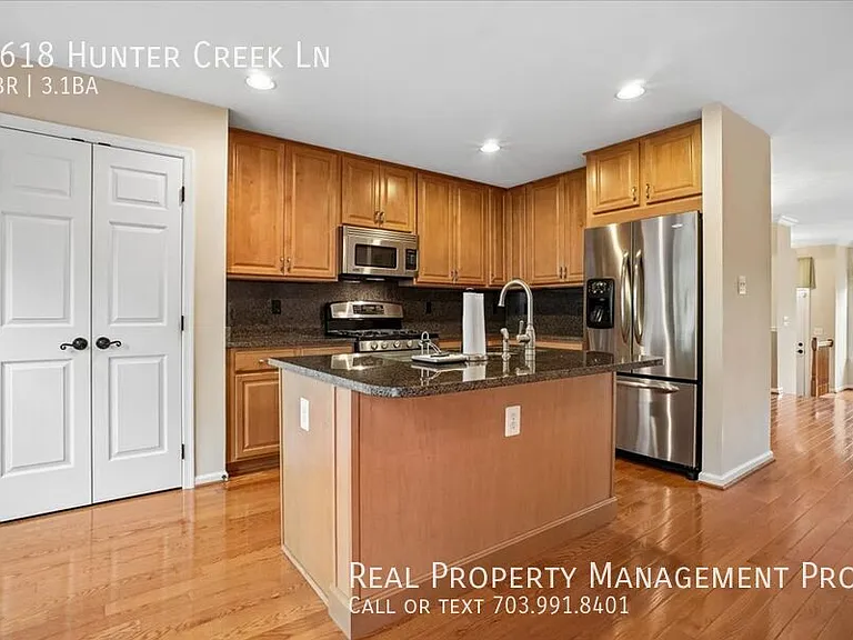 6618 Hunter Creek Ln — Photo 11
