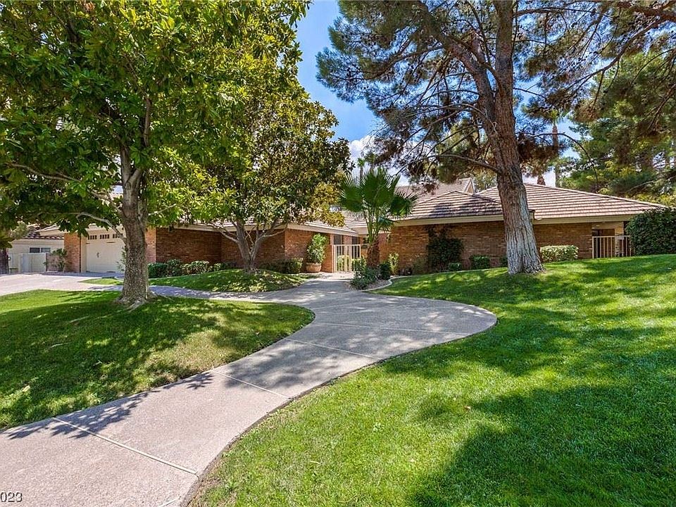 1st image of 2226 Versailles Ct