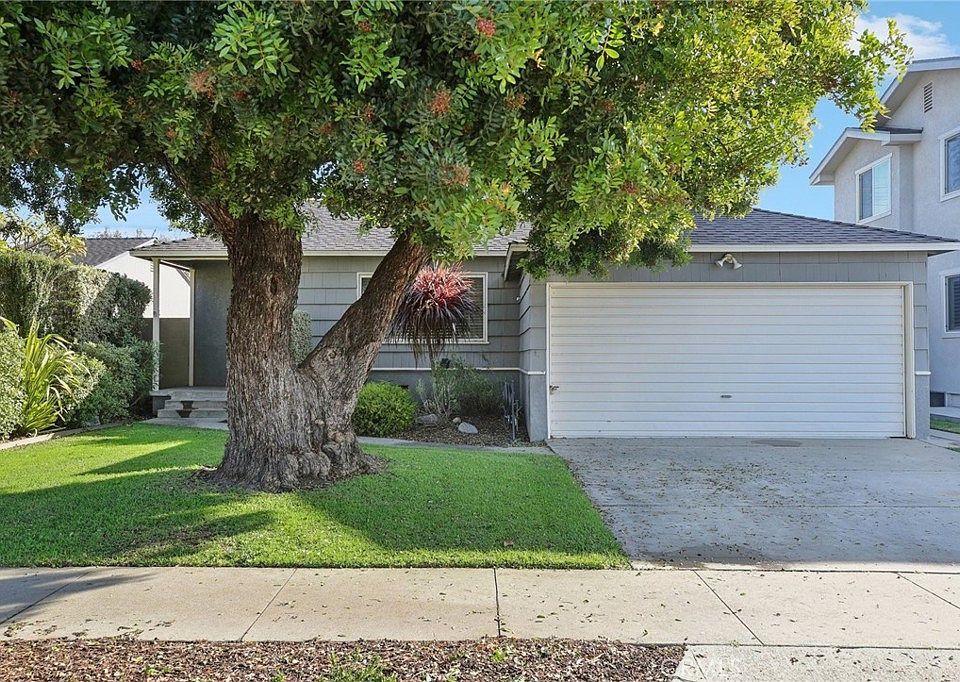 1st image of 3728 Conquista Ave