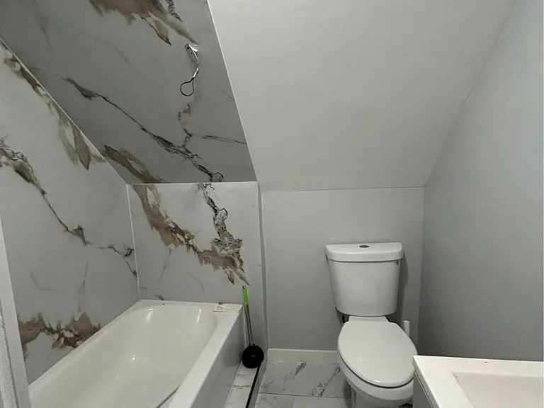 78 W 51st St #2 — Photo 6