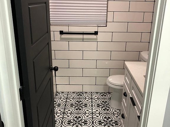 Modern tiled bathroom