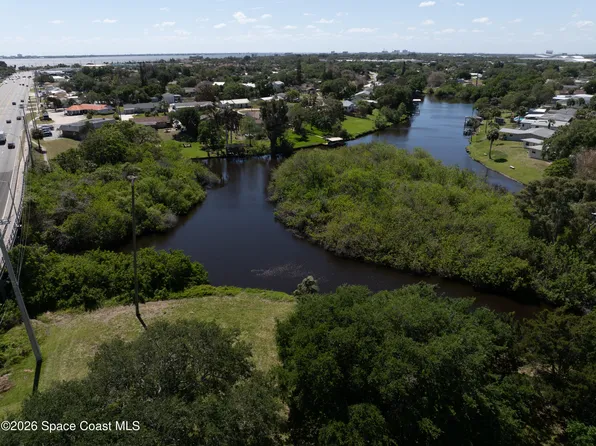 684 Rear N, Melbourne, FL 32934