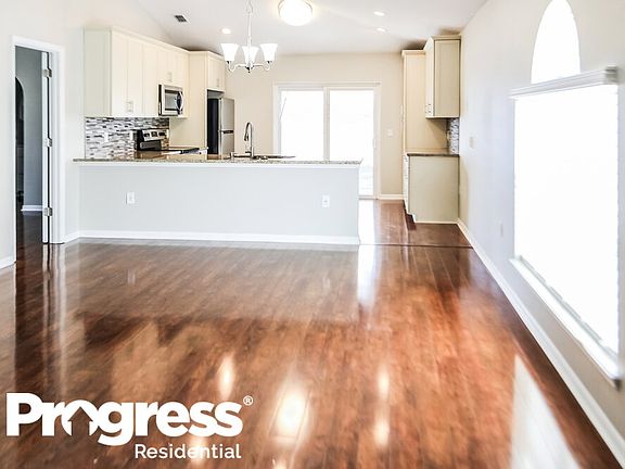 4th image of 1565 Slash Pine Ct