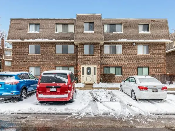 1454 Carol Ct APT 2B, Palatine, IL 60074