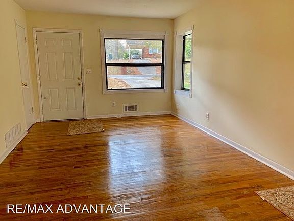 2nd image of 5946 Moss Dr
