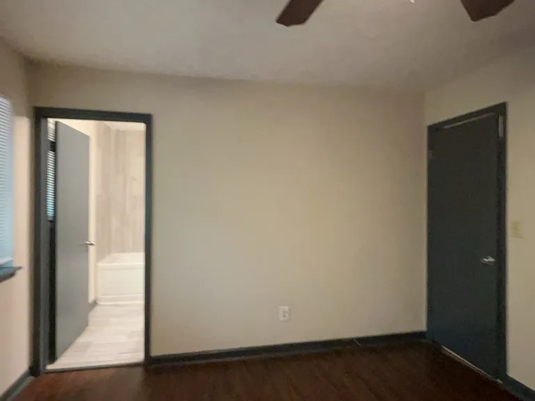 1265 Herrington Rd — Photo 21