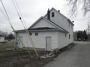 4th image of 1215 N Broadway St
