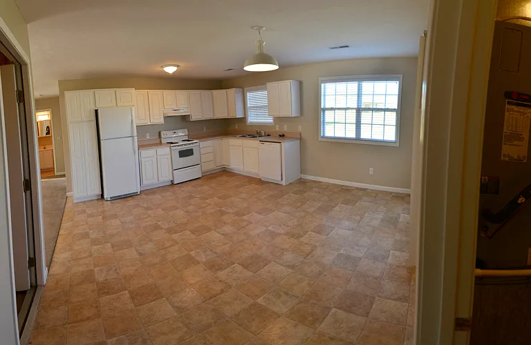 09 Kitchen_1_10172016
