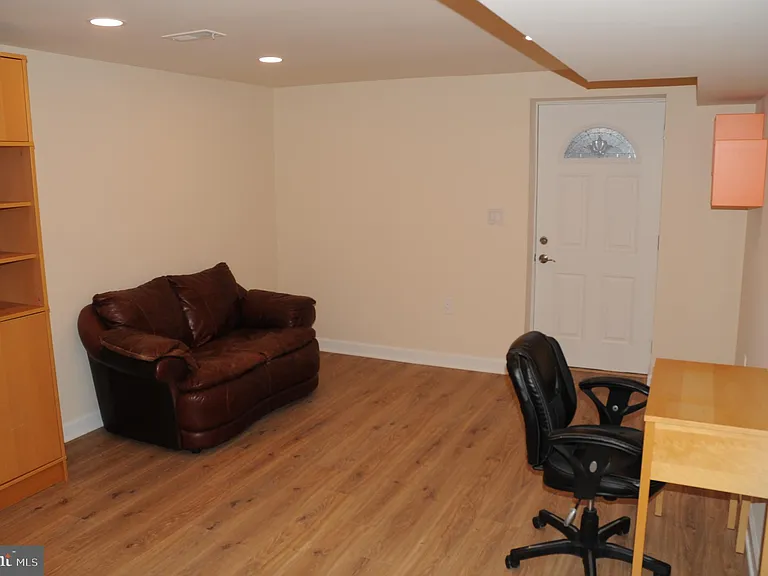 16632 Alden Ave — Photo 46