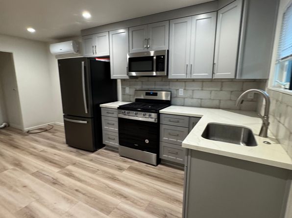 1038 Von Brandt St #1038