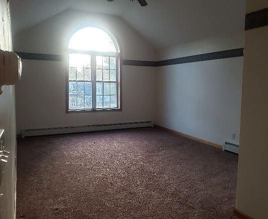 1st image of 34 Anchor Dr