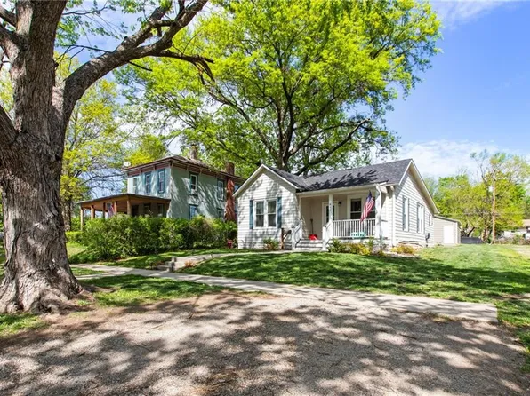 407 S Mulberry St, Ottawa, KS 66067