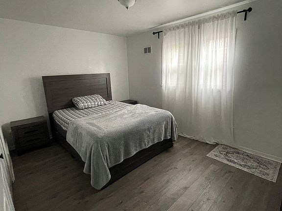 4th image of 5764 N Globe St
