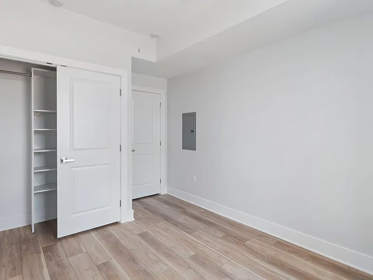 3935-3937 Lancaster Ave — Photo 11
