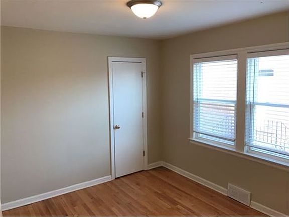 5th image of 1831 N 73rd Ct