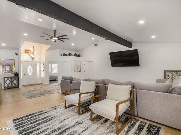 23235 S Via Del Arroyo